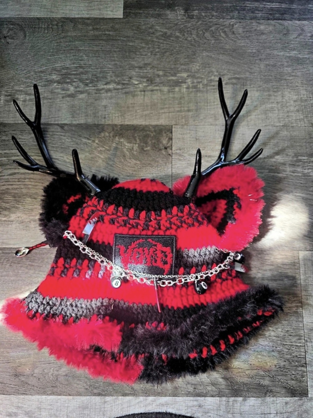 Red & Black Antler Bucket Hat Size Medium